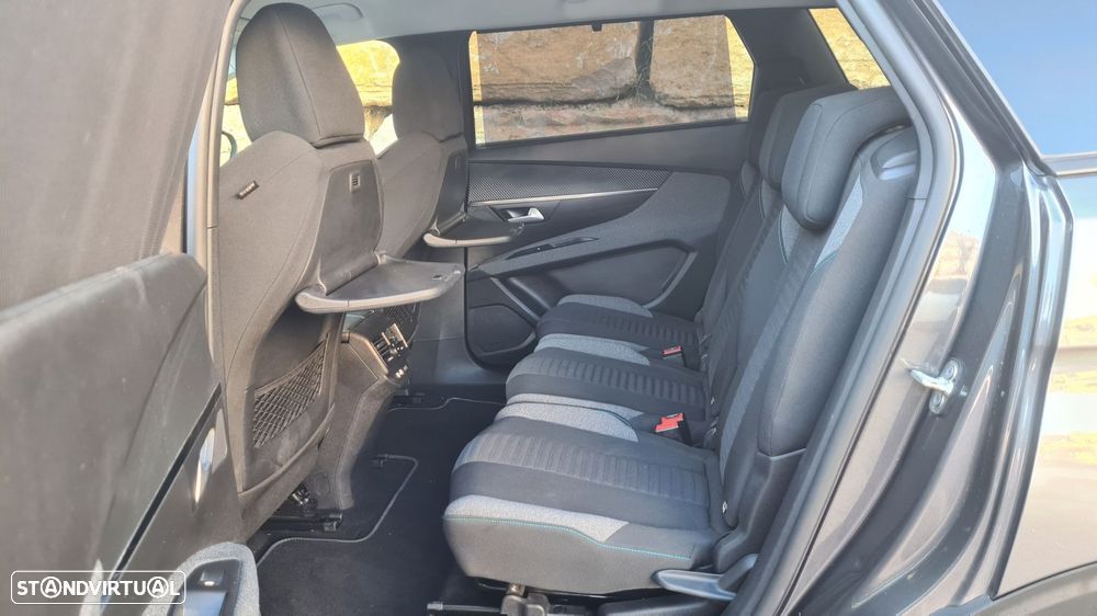 Peugeot 5008 - 47