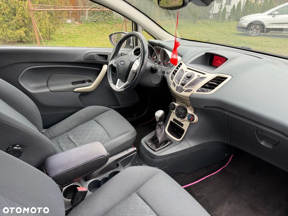 Ford Fiesta 1.25 Titanium - 17