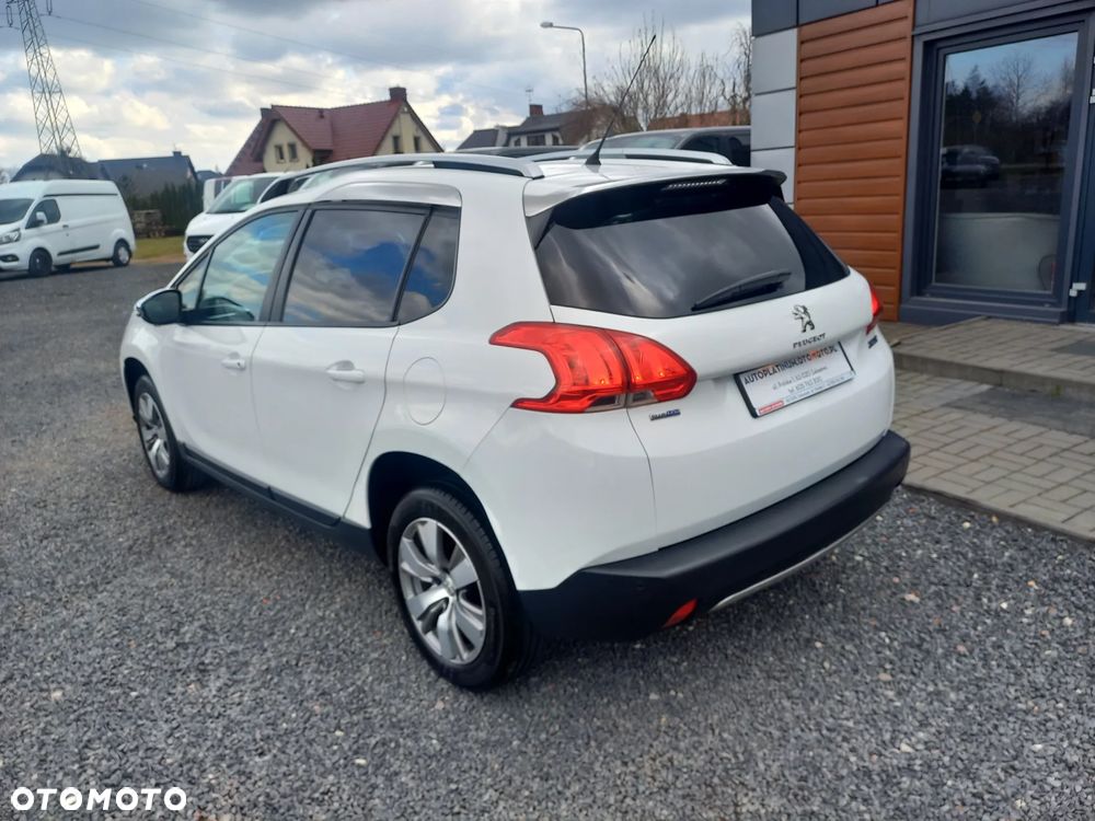 Peugeot 2008 - 5