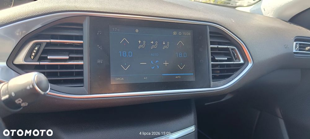 Peugeot 308 BlueHDi 120 EAT6 Stop & Start Allure - 21