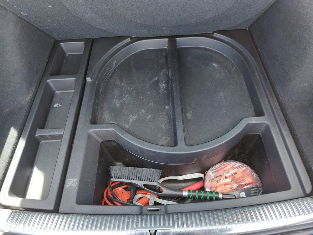 Volkswagen Bora Variant 1.6 - 19
