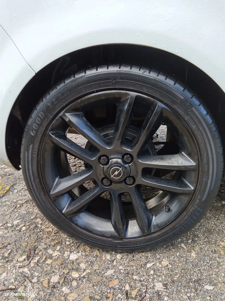 Opel Corsa 1.2 Black Edition - 12