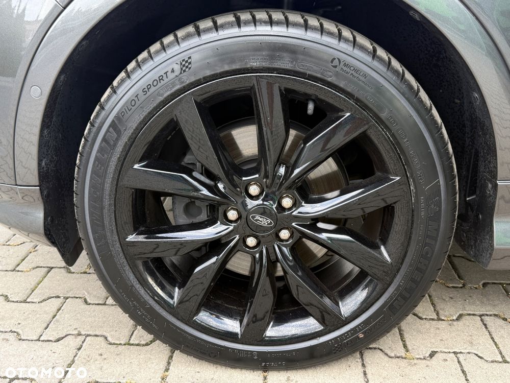 Ford Kuga 2.0 EcoBlue ST-LINE - 29