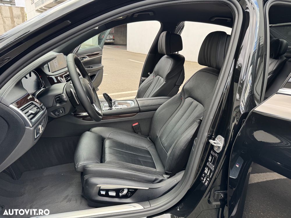 BMW Seria 7 730d xDrive - 12