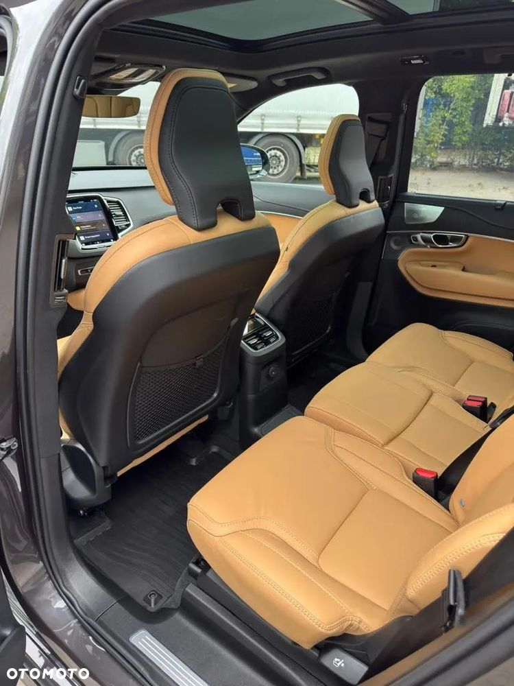 Volvo XC 90 T8 AWD Plug-In Hybrid Ultra Dark 7os - 19