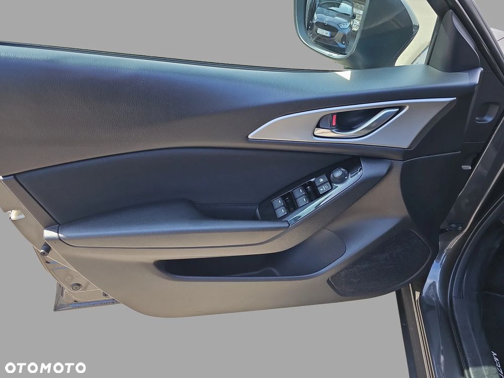 Mazda 3 2.0 Skyenergy EU6 - 10