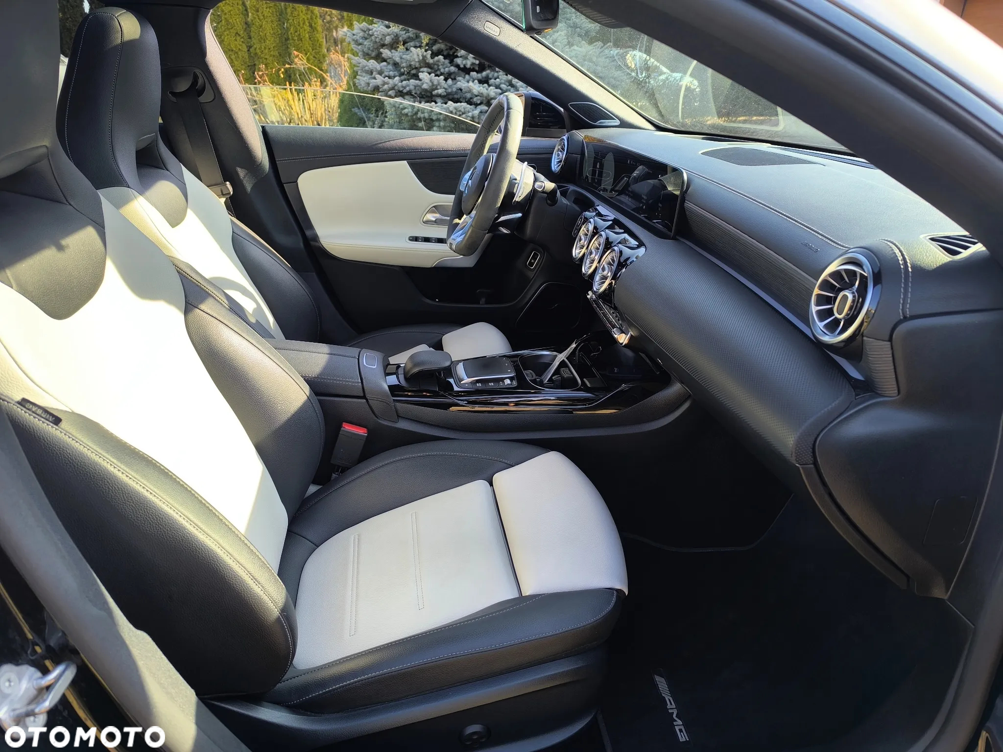 Mercedes-Benz CLA AMG 35 4-Matic 7G-DCT - 8