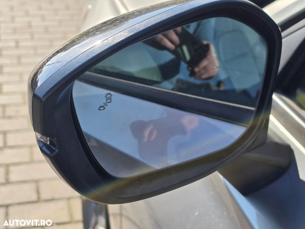 Honda Civic 2.0 e:HEV E-CVT Advance - 24