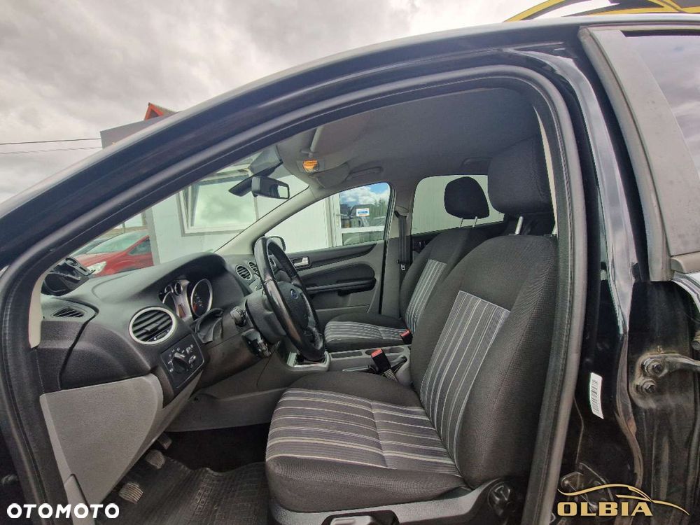 Ford Focus - 14