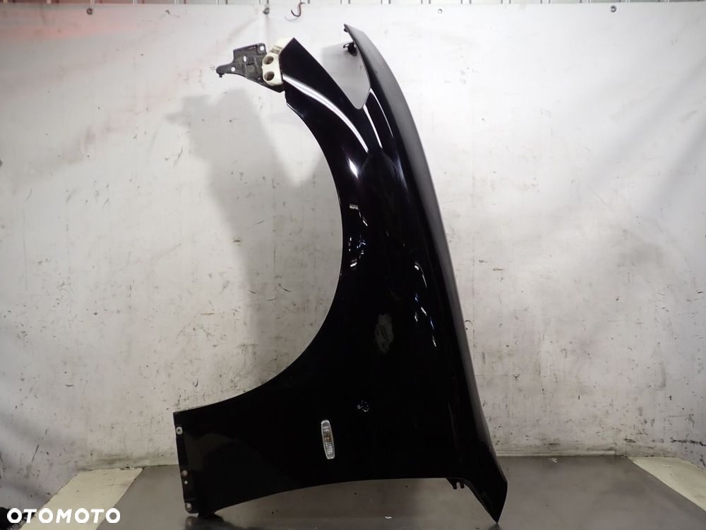 BŁOTNIK LEWY PRZEDNI INFINITI M37X KOL: GAC - 1