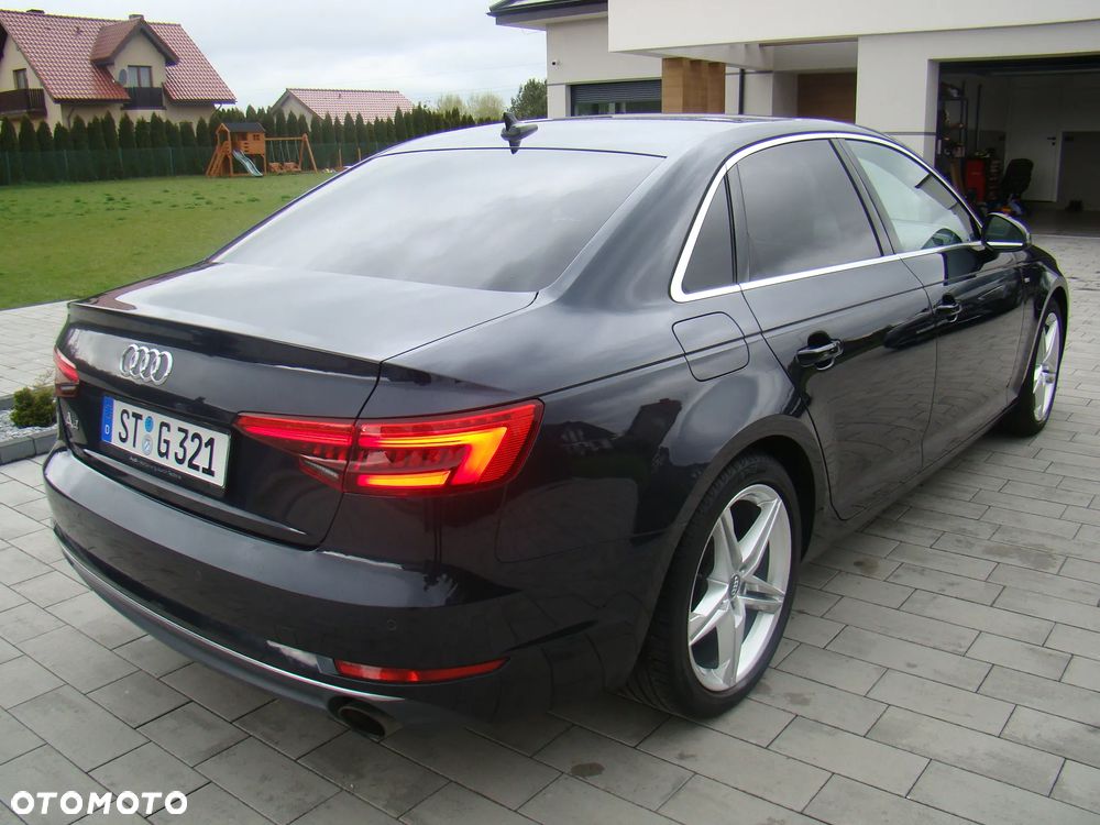 Audi A4 Limousine 40 TFSI design - 13
