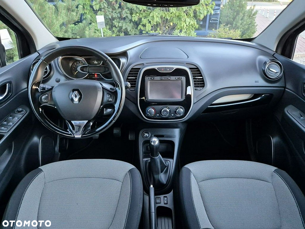 Renault Captur - 17