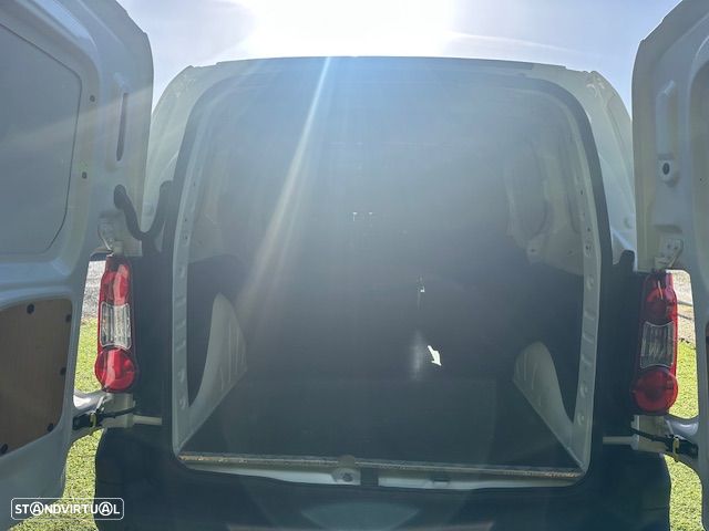 Citroën BERLINGO 3 LUGARES 100 CV - 9
