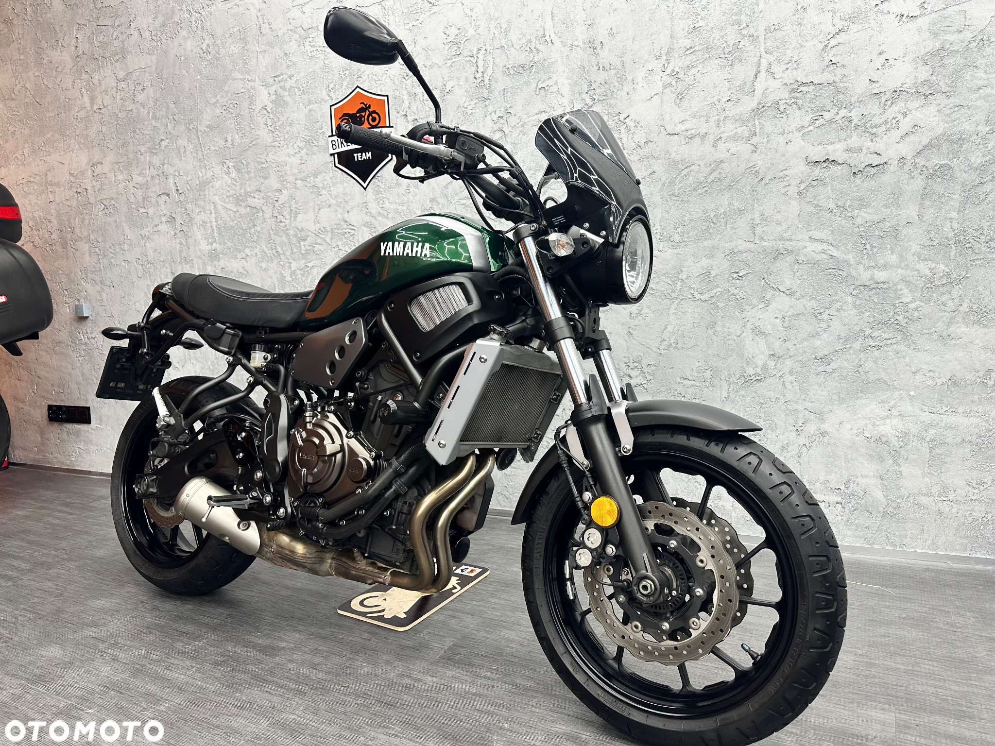 Yamaha XSR - 2