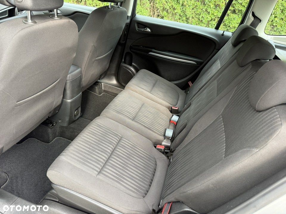 Opel Zafira Tourer 1.4 Turbo ecoFLEX Start/Stop Business Innovation - 36