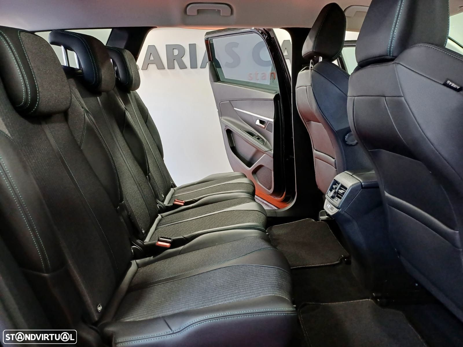 Peugeot 5008 1.5 BlueHDi Allure EAT8 - 13