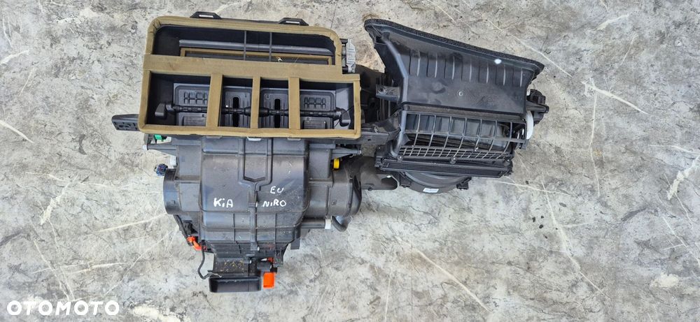 GRZAŁKA NAGRZEWNICY KIA NIRO I LIFT EV EUROPA 97200-Q4510 - 1