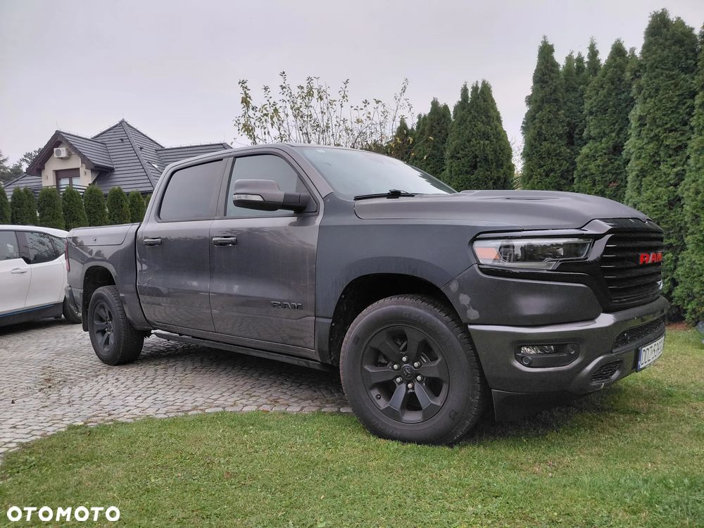 Dodge RAM 5.7 4x4 - 4