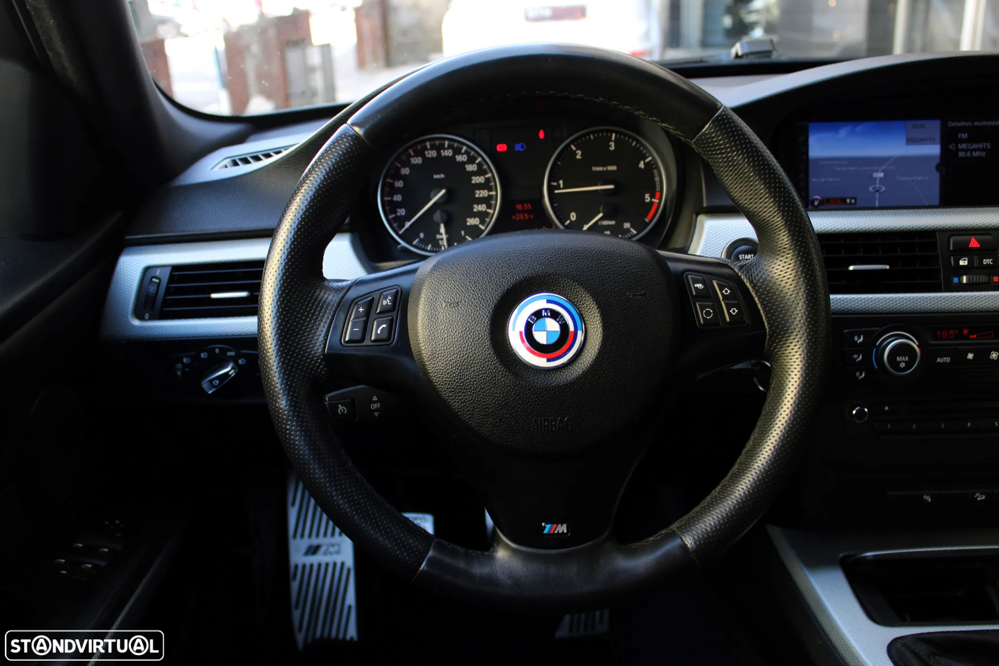 BMW 320 d xDrive - 31