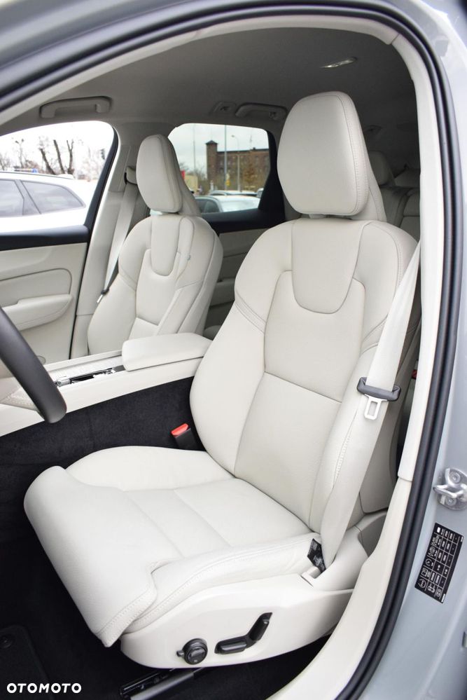 Volvo XC 60 - 19