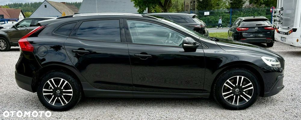 Volvo V40 Cross Country D3 Drive-E Momentum - 3