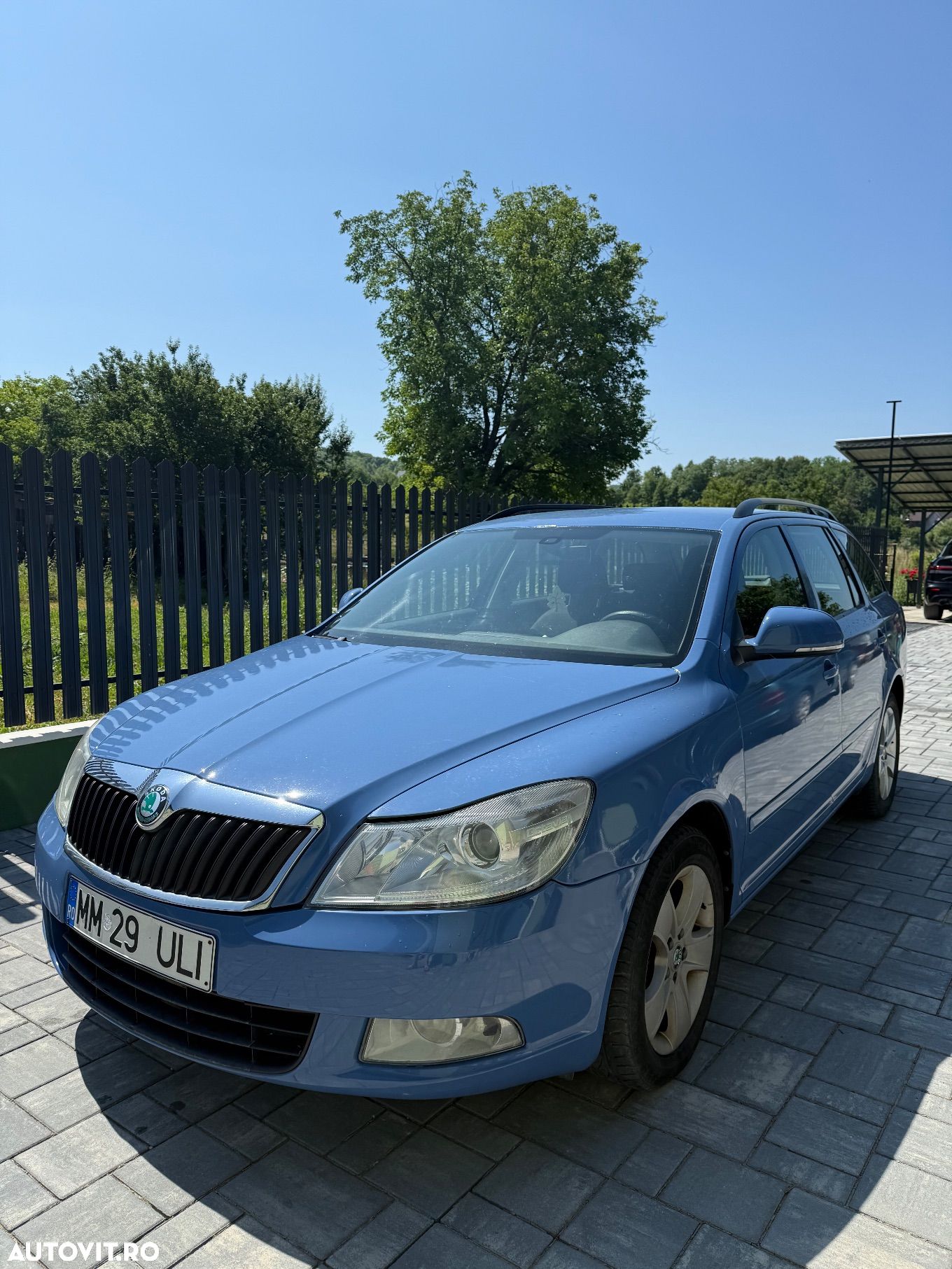 Skoda Octavia Combi 2.0 TDI Ambiente - 1