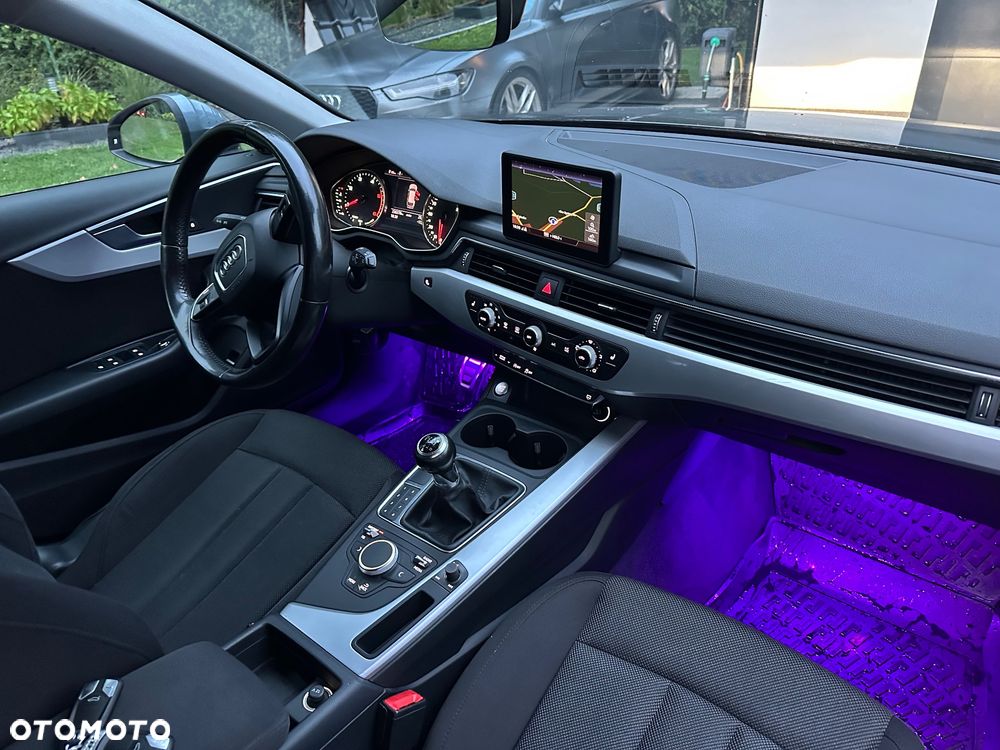 Audi A4 Avant - 25