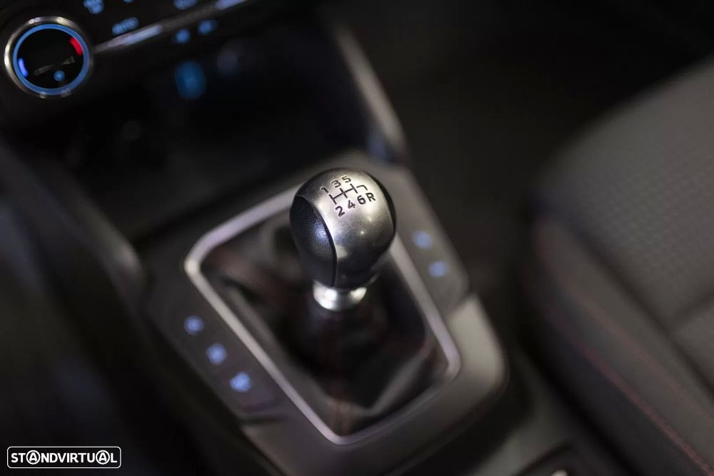 Ford Focus 1.0 EcoBoost ST-Line X - 9