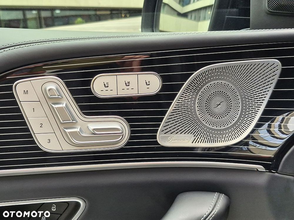 Mercedes-Benz Maybach GLS - 35