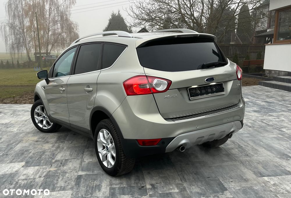 Ford Kuga 2.0 TDCi Titanium - 4
