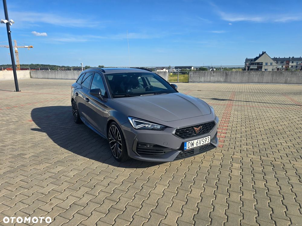 Cupra Leon 2.0 TSI VZ DSG - 2