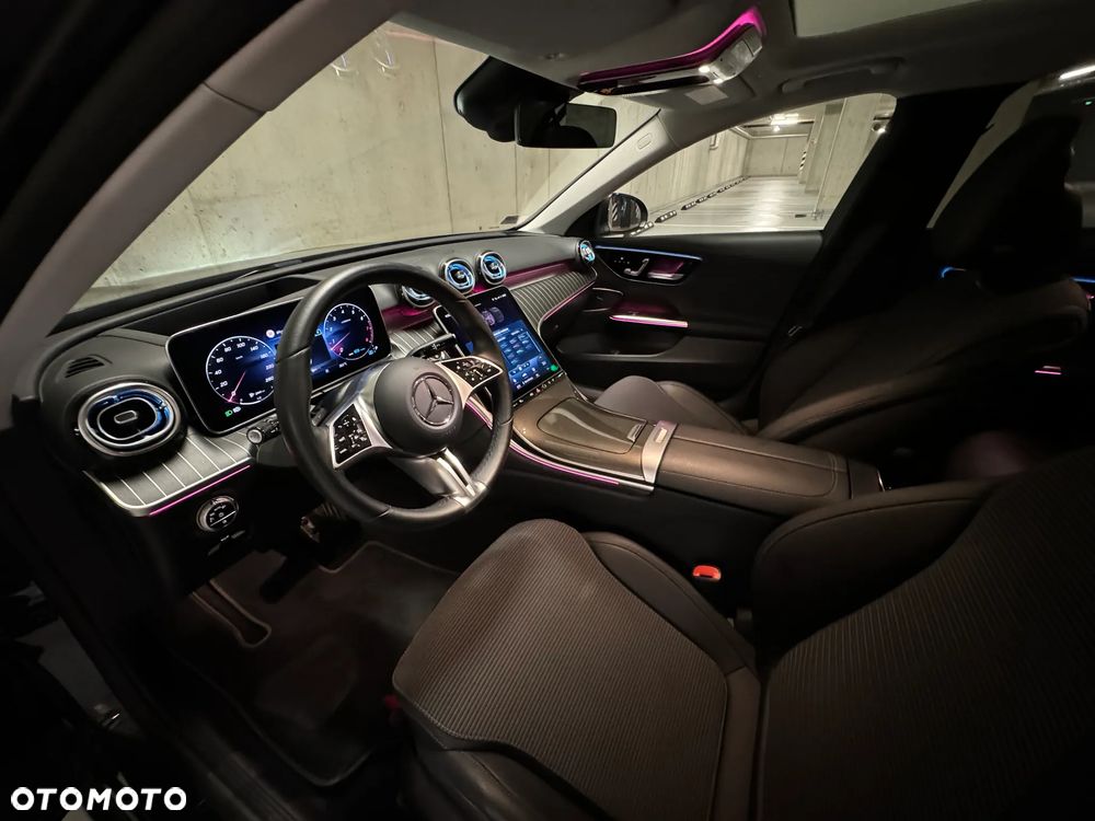 Mercedes-Benz Klasa C 200 4MATIC 9G-TRONIC - 22