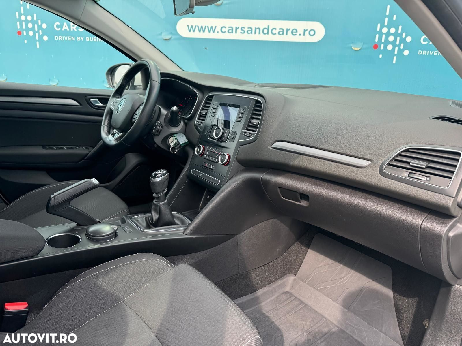 Renault Megane - 9