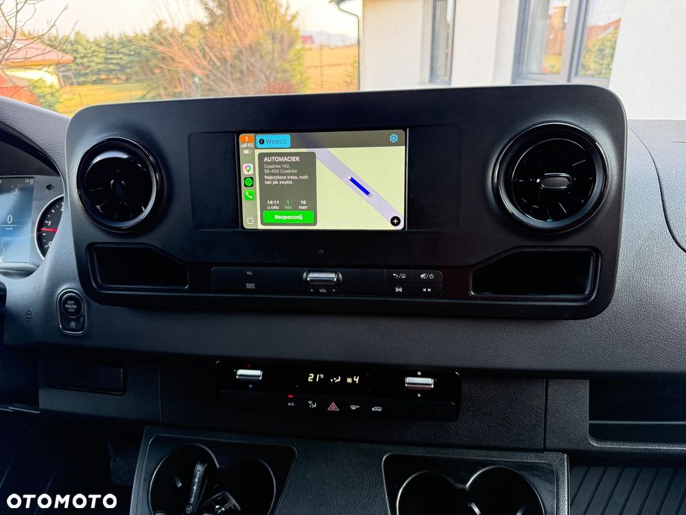 Mercedes-Benz SPRINTER - 25