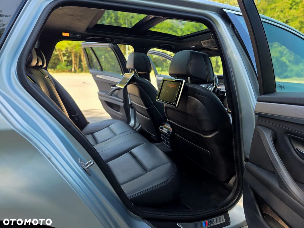 BMW Seria 5 530d xDrive - 29