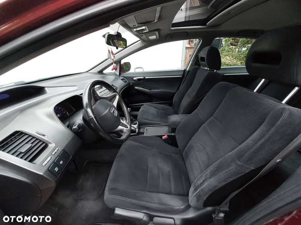 Honda Civic 1.8 Executive - 22