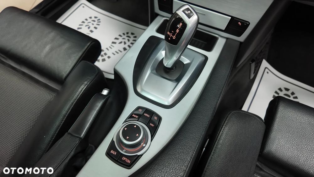 BMW Seria 5 525d xDrive Touring Edition Exclusive - 40