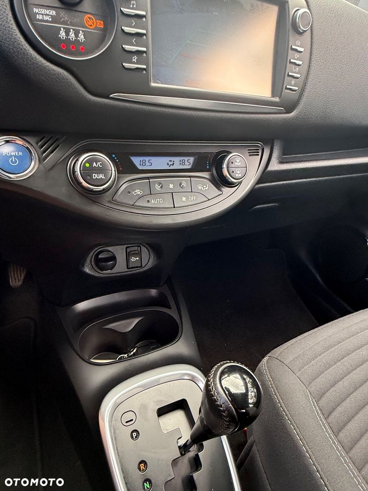 Toyota Yaris 1.5 VVT-i Comfort - 18