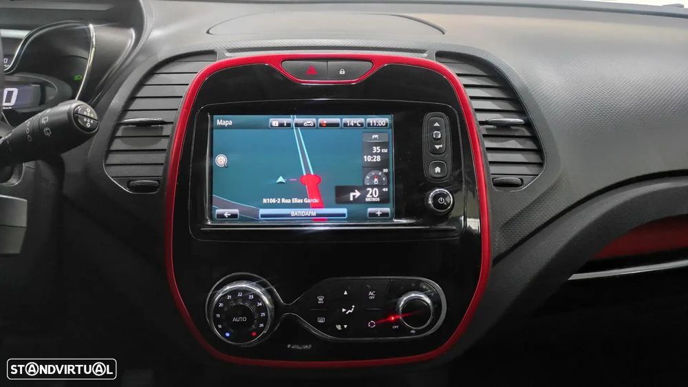 Renault Captur - 28