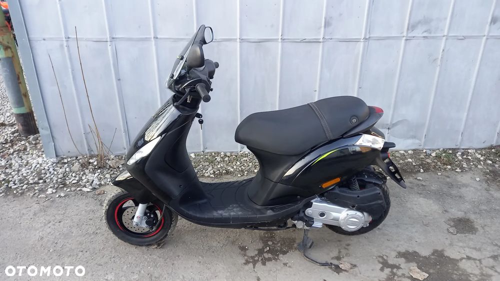 Piaggio ZIP - 2