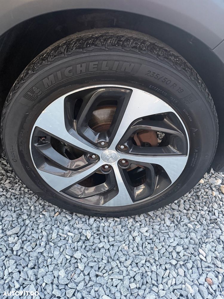 Hyundai Tucson blue 1.7 CRDi 2WD DCT Premium - 10