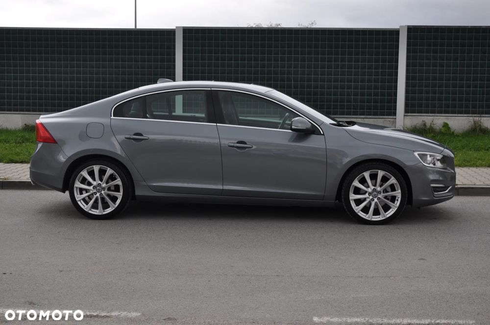 Volvo S60 T5 Inscription - 17