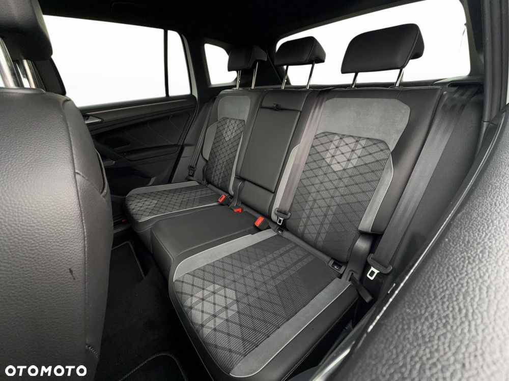 Volkswagen Tiguan 2.0 TDI SCR 4Mot R-Line DSG - 28