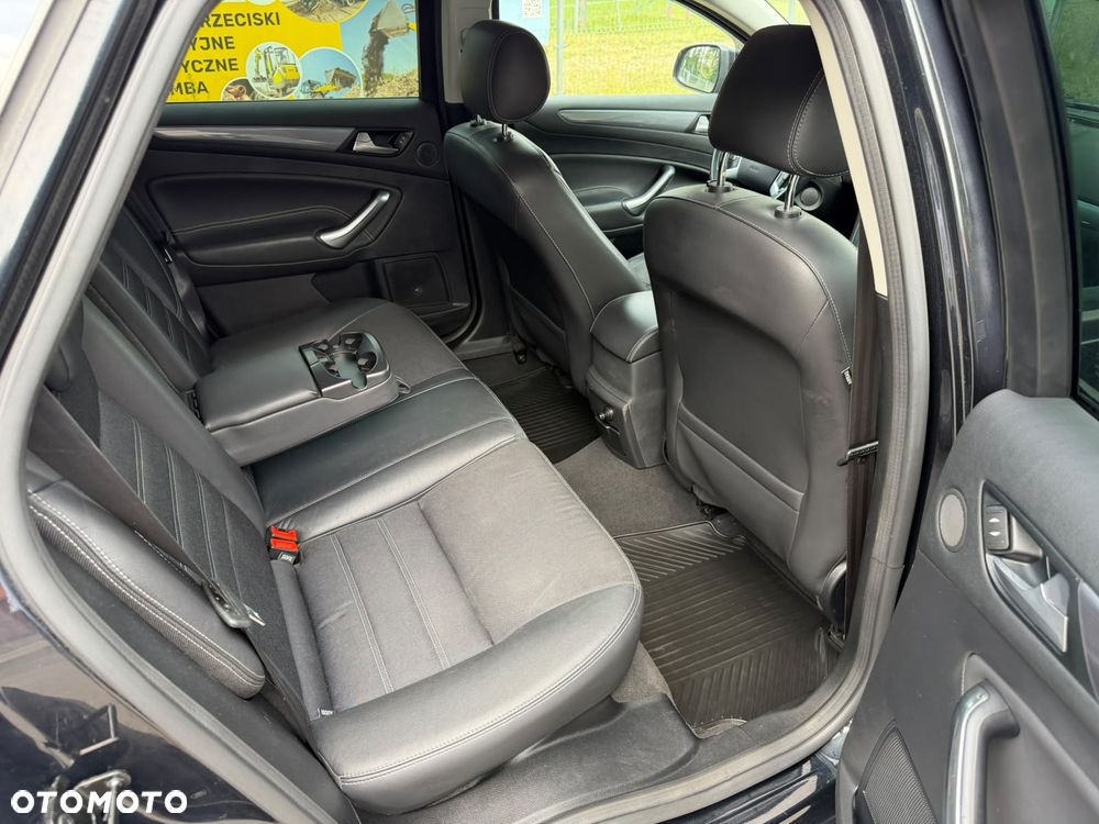 Ford Mondeo - 15