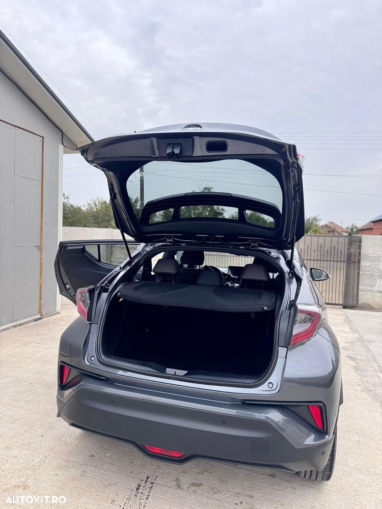 Toyota C-HR 1.8 HSD 4x2 CVT C-ult LED - 8