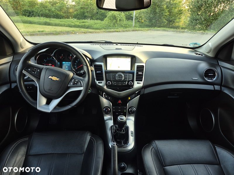 Chevrolet Cruze 1.4 T LTZ - 12