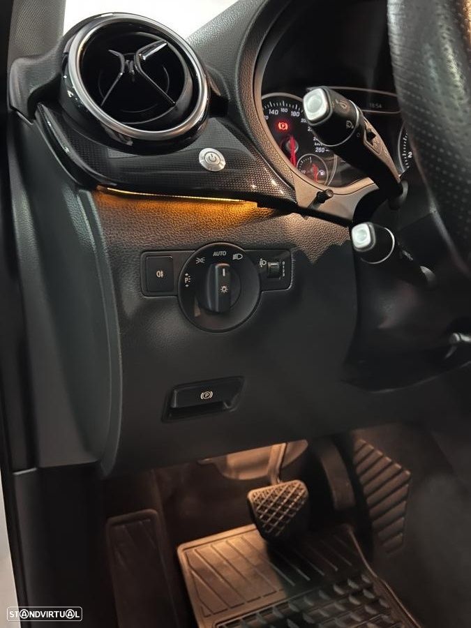 Mercedes-Benz B 220 CDi AMG Line - 5