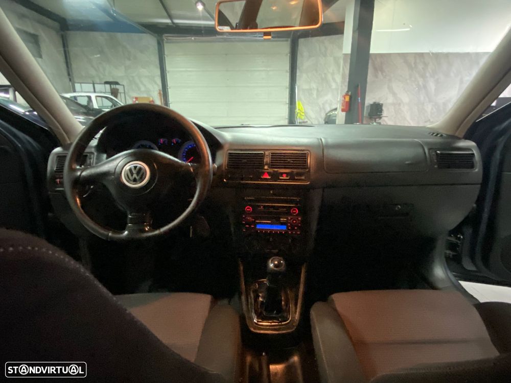 VW Golf 1.4i Confortline JE+AC - 10