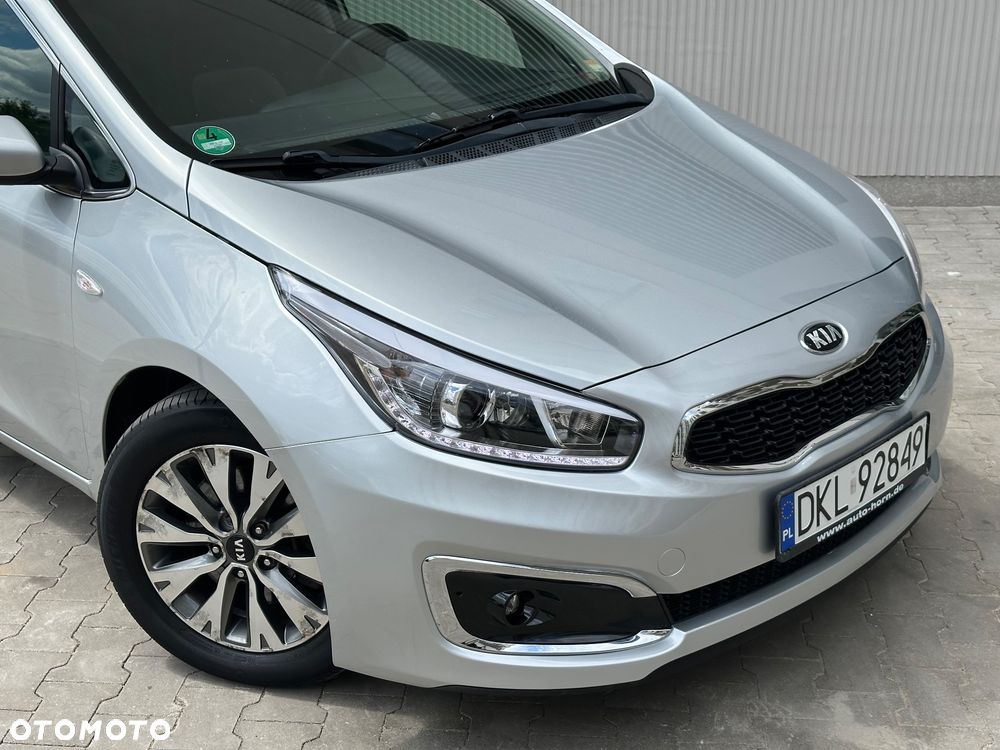 Kia Ceed 1.6 CRDi L Business Line - 12