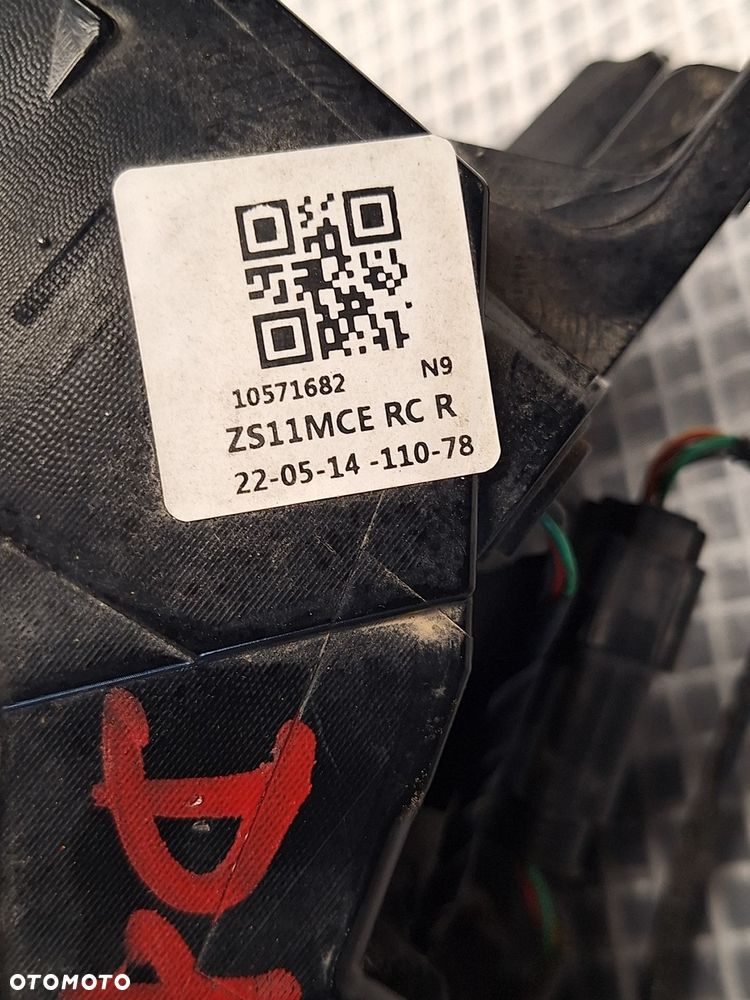 lampa tyl tylna prawa mg zs ezs lift led 2020-2025 10571682 europa orginal demontaz - 5